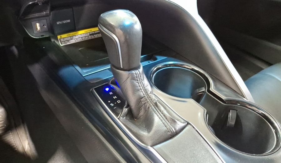 Toyota Camry 2.5 SE AUTO Sedan 2018