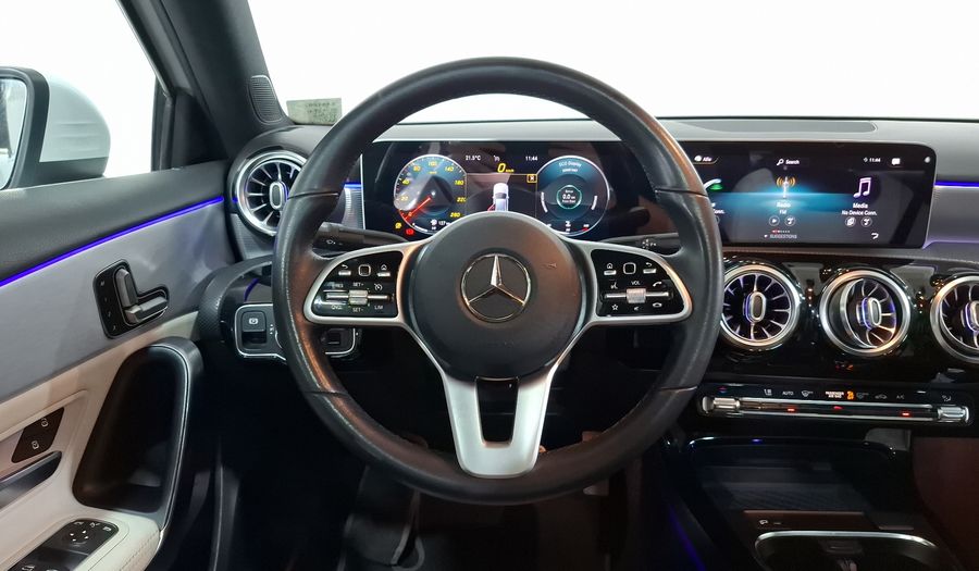 Mercedes Benz Clase A 1.3 200 PROGRESSIVE DCT Sedan 2020