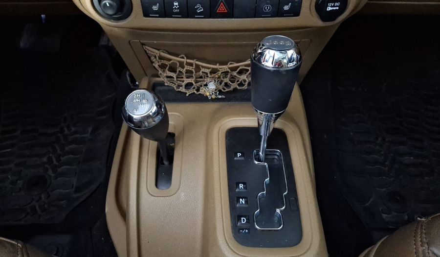 Jeep Wrangler 3.6 UNLIMITED SAHARA 4WD AUTO Suv 2014