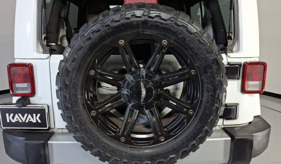Jeep Wrangler 3.6 UNLIMITED SAHARA 4WD AUTO Suv 2014