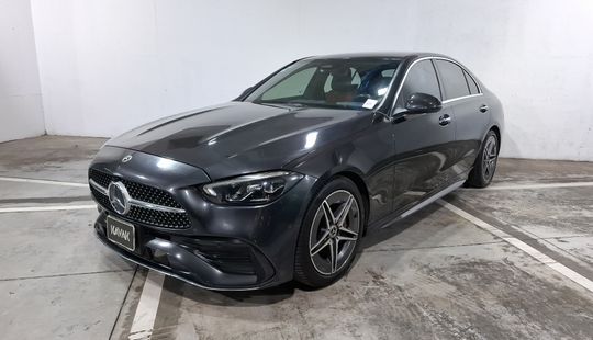 Mercedes Benz • Clase C