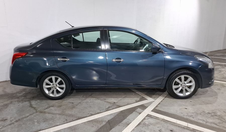 Nissan Versa 1.6 ADVANCE TA AC Sedan 2015