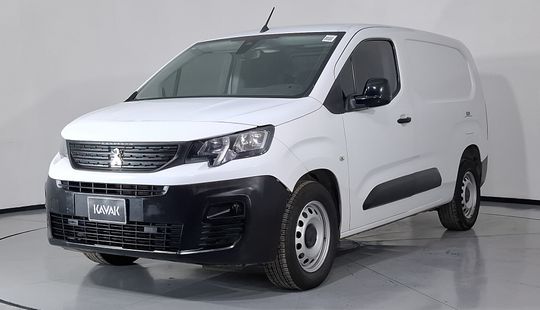 Peugeot • Partner