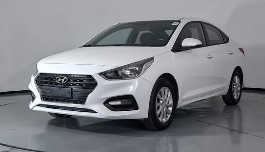 Hyundai • Accent