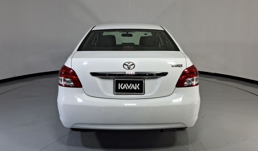 Toyota Yaris 1.5 SEDAN PREMIUM MT Sedan 2016