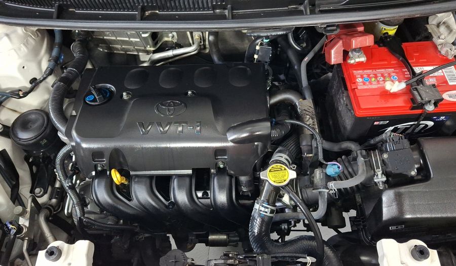 Toyota Yaris 1.5 SEDAN PREMIUM MT Sedan 2016