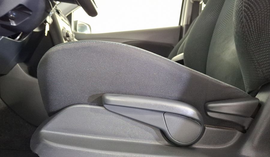 Toyota Yaris 1.5 SEDAN PREMIUM MT Sedan 2016