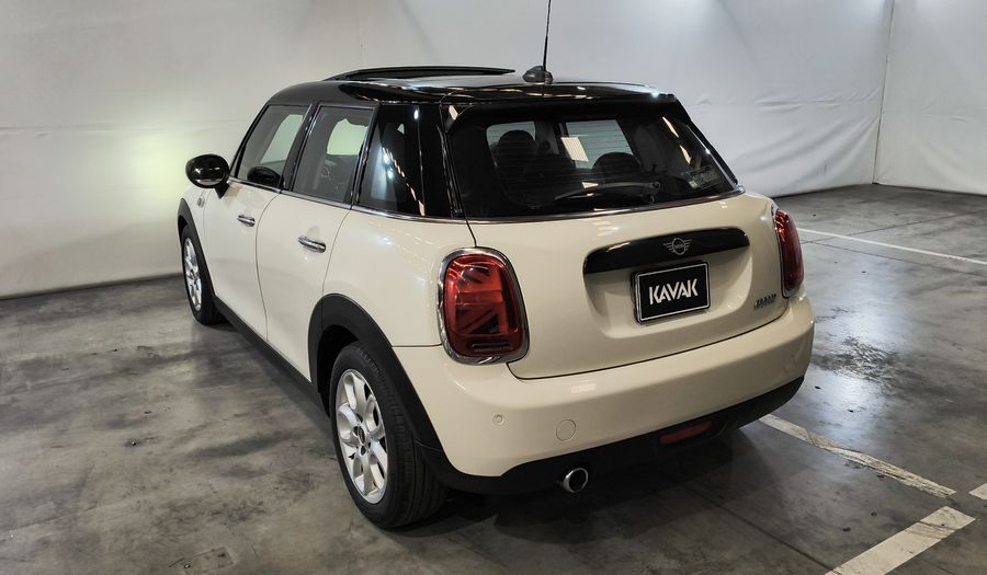 Mini Cooper 1.5 COOPER CHILI DCT Hatchback 2021