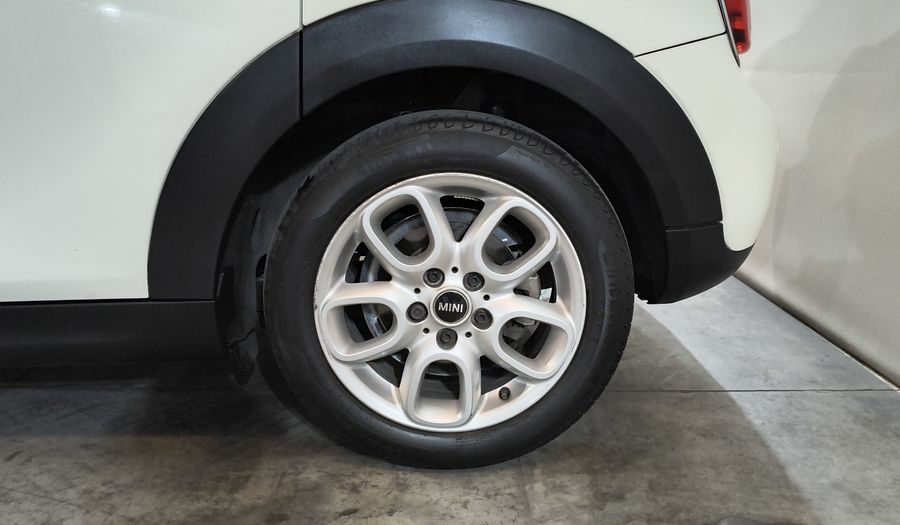 Mini Cooper 1.5 COOPER CHILI DCT Hatchback 2021