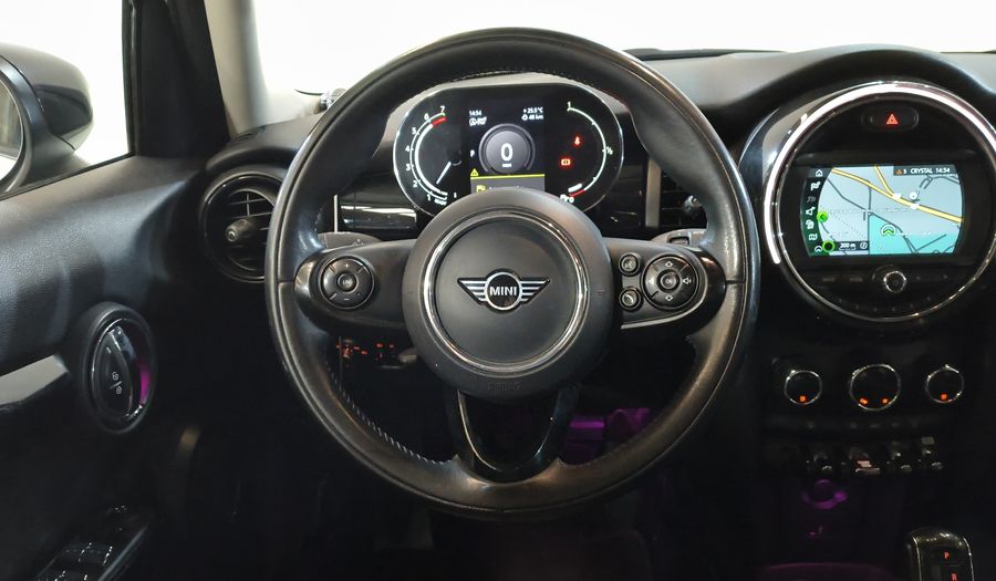 Mini Cooper 1.5 COOPER CHILI DCT Hatchback 2021