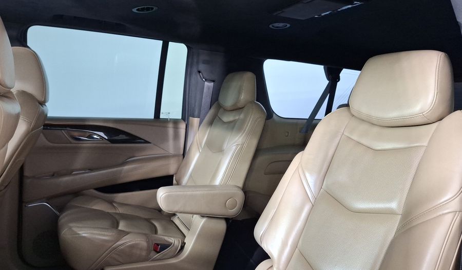 Cadillac Escalade 6.2 PLATINUM P AUTO 4WD ESV Suv 2020