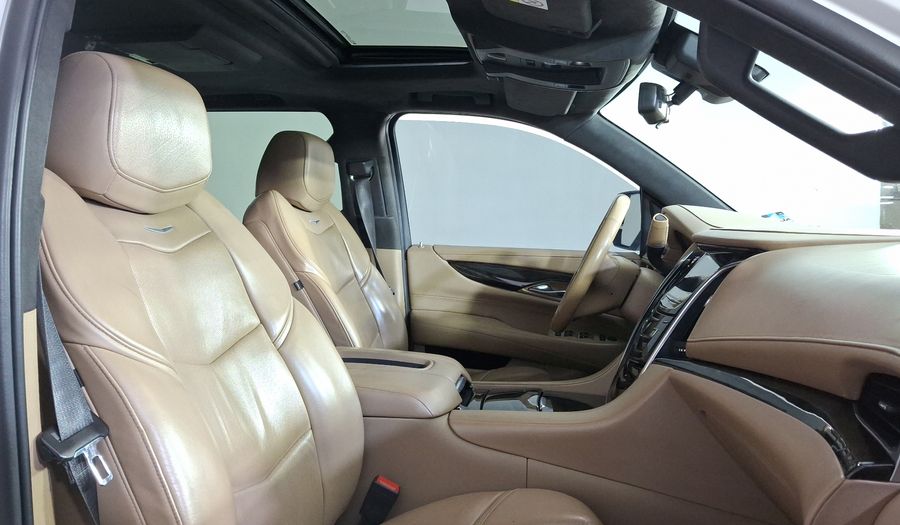 Cadillac Escalade 6.2 PLATINUM P AUTO 4WD ESV Suv 2020