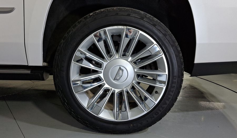 Cadillac Escalade 6.2 PLATINUM P AUTO 4WD ESV Suv 2020