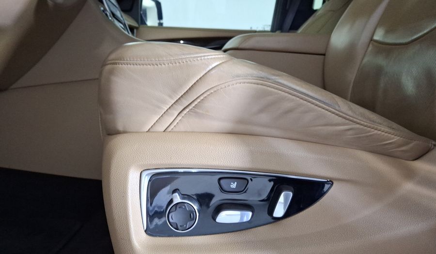 Cadillac Escalade 6.2 PLATINUM P AUTO 4WD ESV Suv 2020