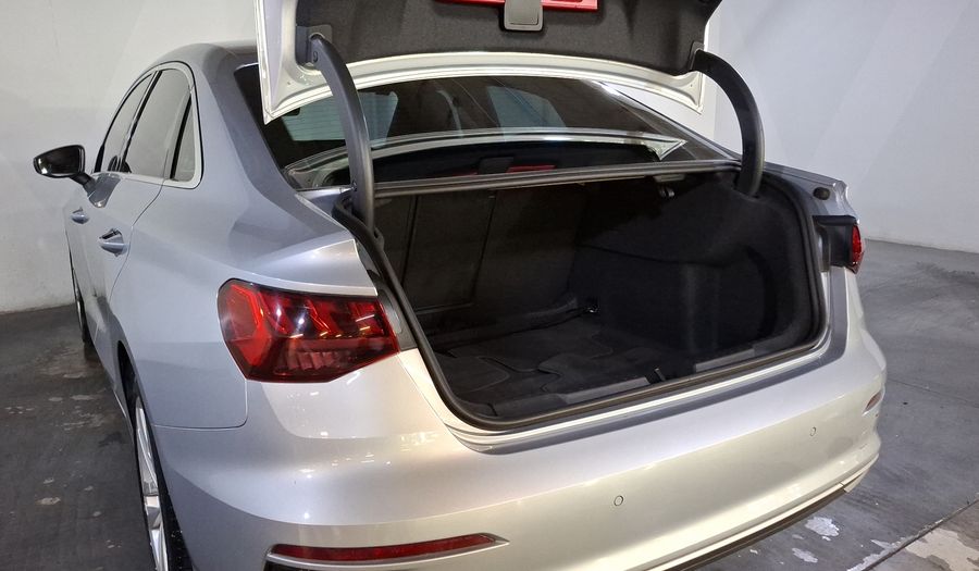 Audi A3 1.4 35 TFSI SELECT AUTO Sedan 2023