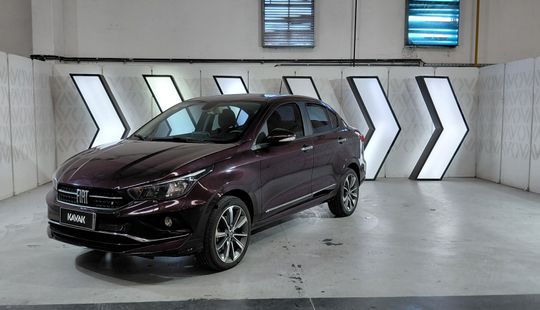 Fiat • Cronos