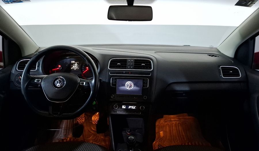 Volkswagen Vento 1.6 HIGHLINE Sedan 2019
