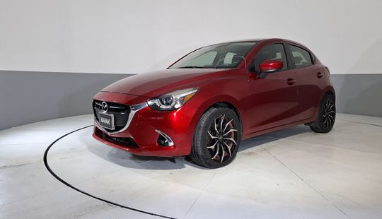 Mazda • Mazda 2