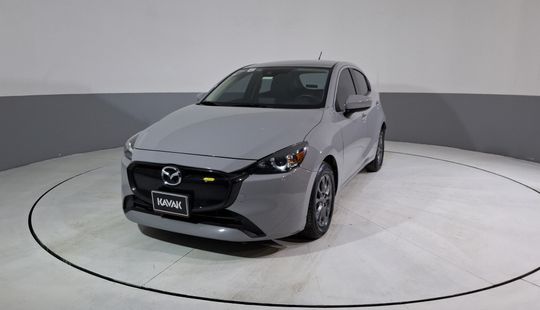 Mazda • Mazda 2