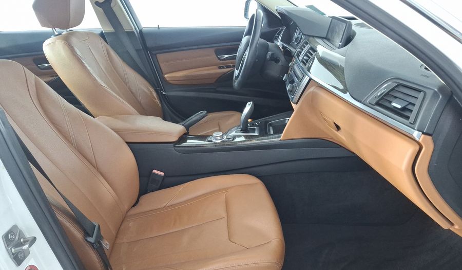 Bmw Serie 3 2.0 328IA LUXURY LINE Sedan 2013