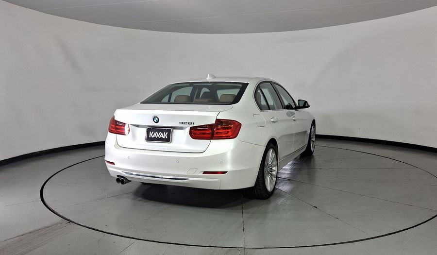 Bmw Serie 3 2.0 328IA LUXURY LINE Sedan 2013