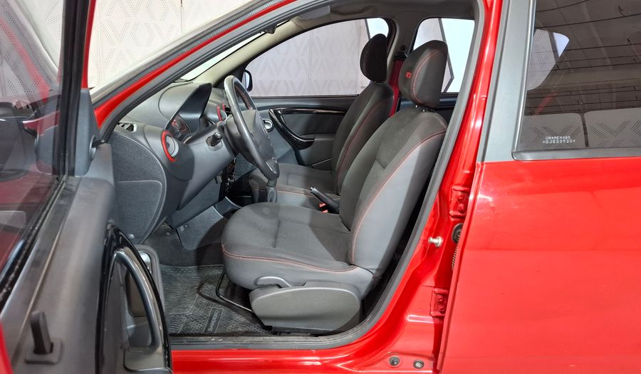 Renault Sandero 1.6 GT LINE Hatchback 2013