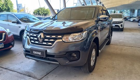 Renault • Alaskan