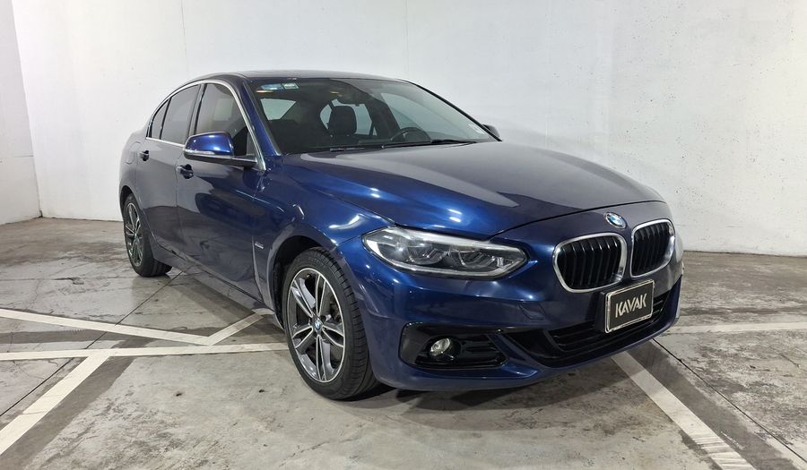 Bmw Serie 1 2.0 120IA SPORT LINE AUTO Sedan 2019