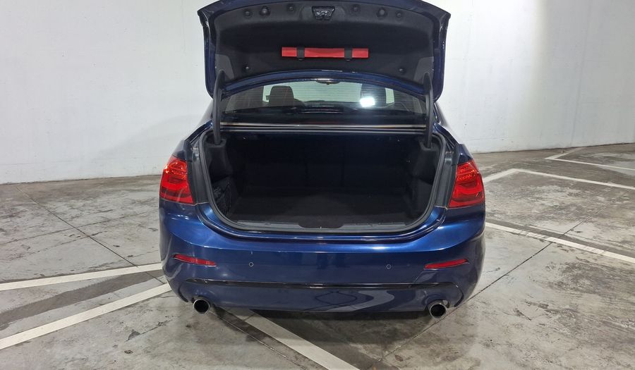 Bmw Serie 1 2.0 120IA SPORT LINE AUTO Sedan 2019