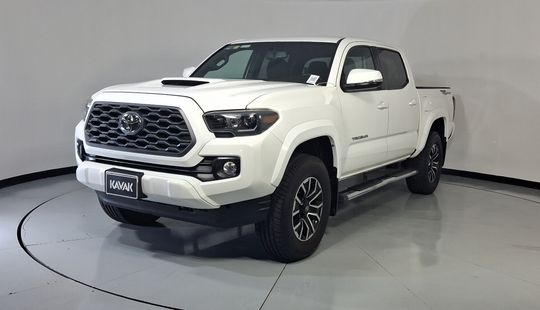 Toyota • Tacoma