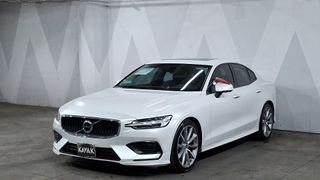 Volvo • S60