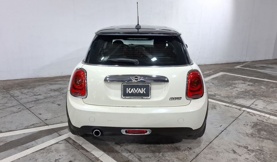 Mini Cooper 1.5 COOPER CHILI Hatchback 2015