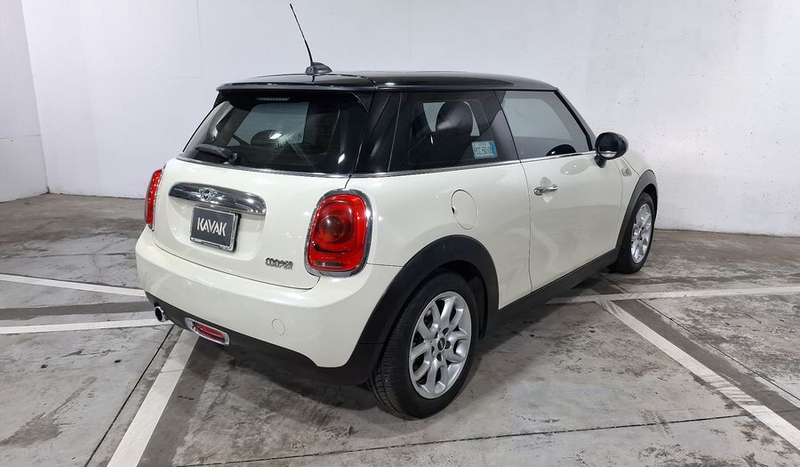 Mini Cooper 1.5 COOPER CHILI Hatchback 2015