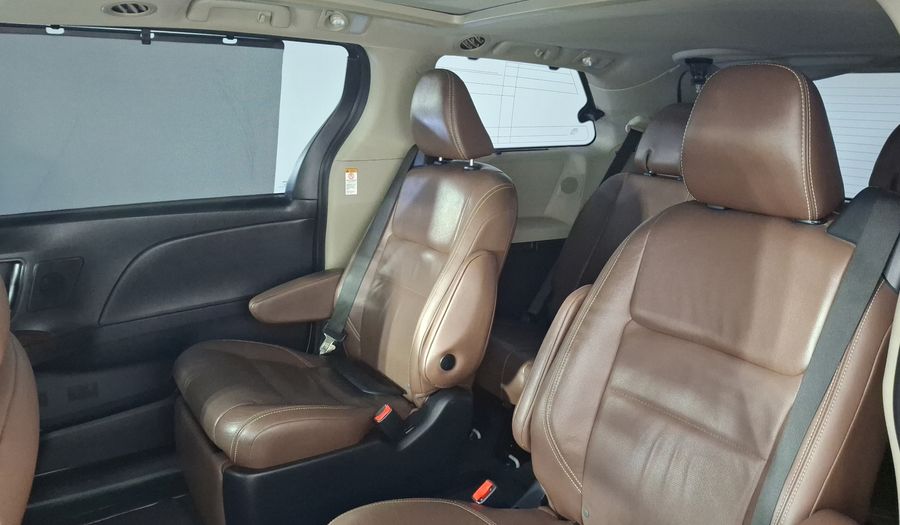 Toyota Sienna 3.5 LIMITED AUTO Minivan 2019