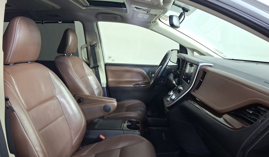 Toyota Sienna 3.5 LIMITED AUTO Minivan 2019