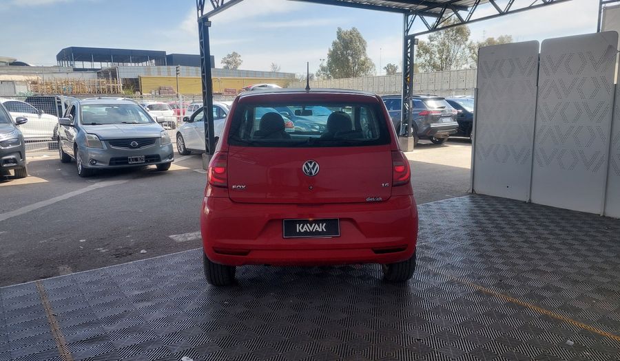 Volkswagen Fox 1.6 COMFORTLINE Hatchback 2011