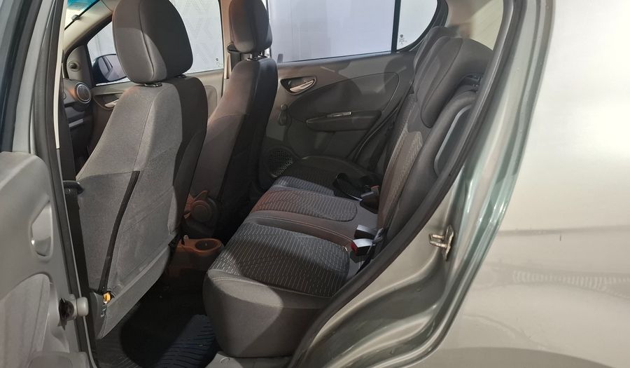 Fiat Palio 1.4 ATTRACTIVE Hatchback 2015