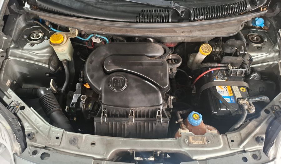 Fiat Palio 1.4 ATTRACTIVE Hatchback 2015