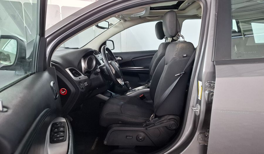 Dodge Journey 2.4 SXT AUTO Suv 2011