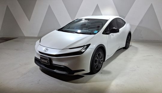 Toyota • Prius