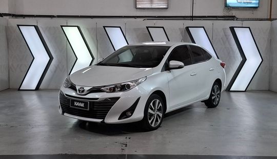 Toyota • Yaris