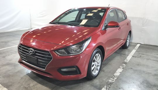 Hyundai • Accent