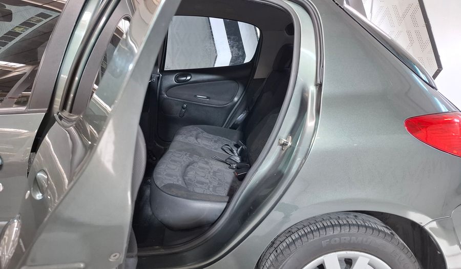 Peugeot 207 COMPACT 1.6 XS Hatchback 2010