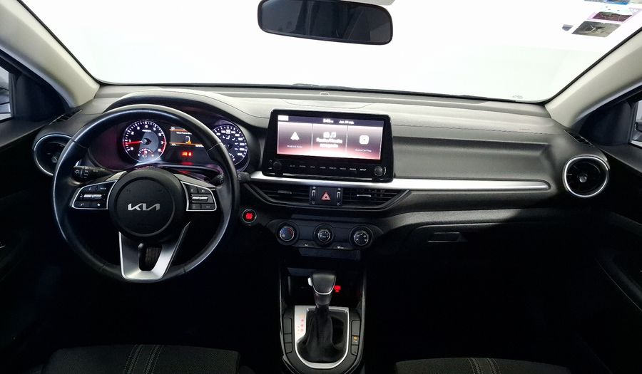 Kia Forte 2.0 EX IVT Hatchback 2022