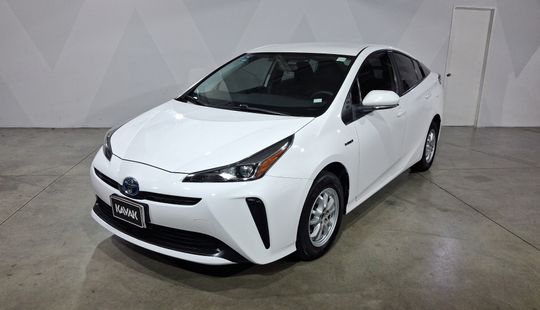 Toyota • Prius