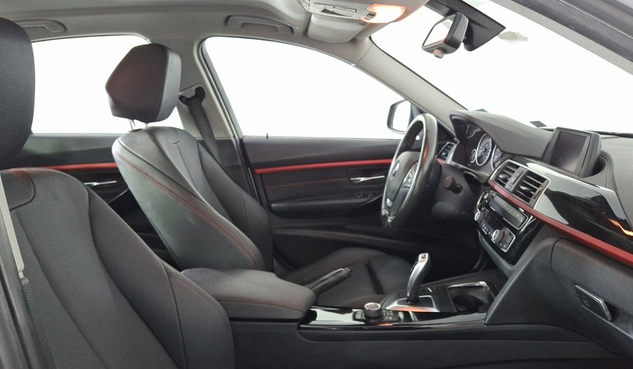Bmw Serie 3 1.5 318IA SPORT LINE AUTO Sedan 2018