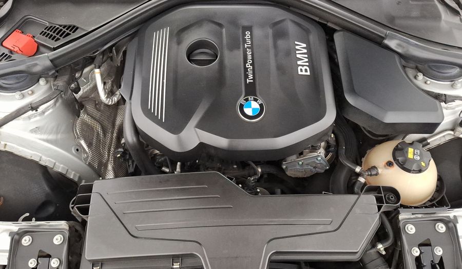Bmw Serie 3 1.5 318IA SPORT LINE AUTO Sedan 2018