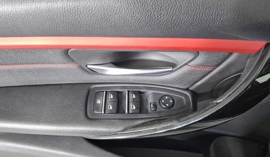 Bmw Serie 3 1.5 318IA SPORT LINE AUTO Sedan 2018