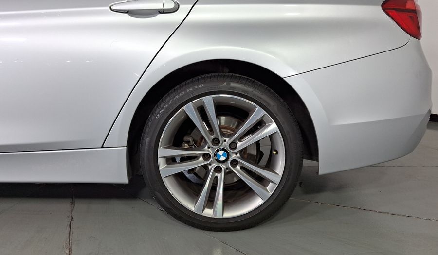 Bmw Serie 3 1.5 318IA SPORT LINE AUTO Sedan 2018