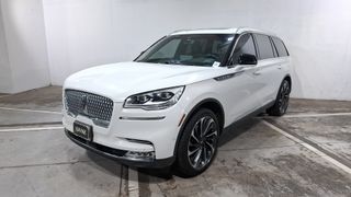 Lincoln • Aviator